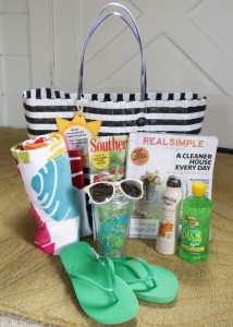 beach-bag-items